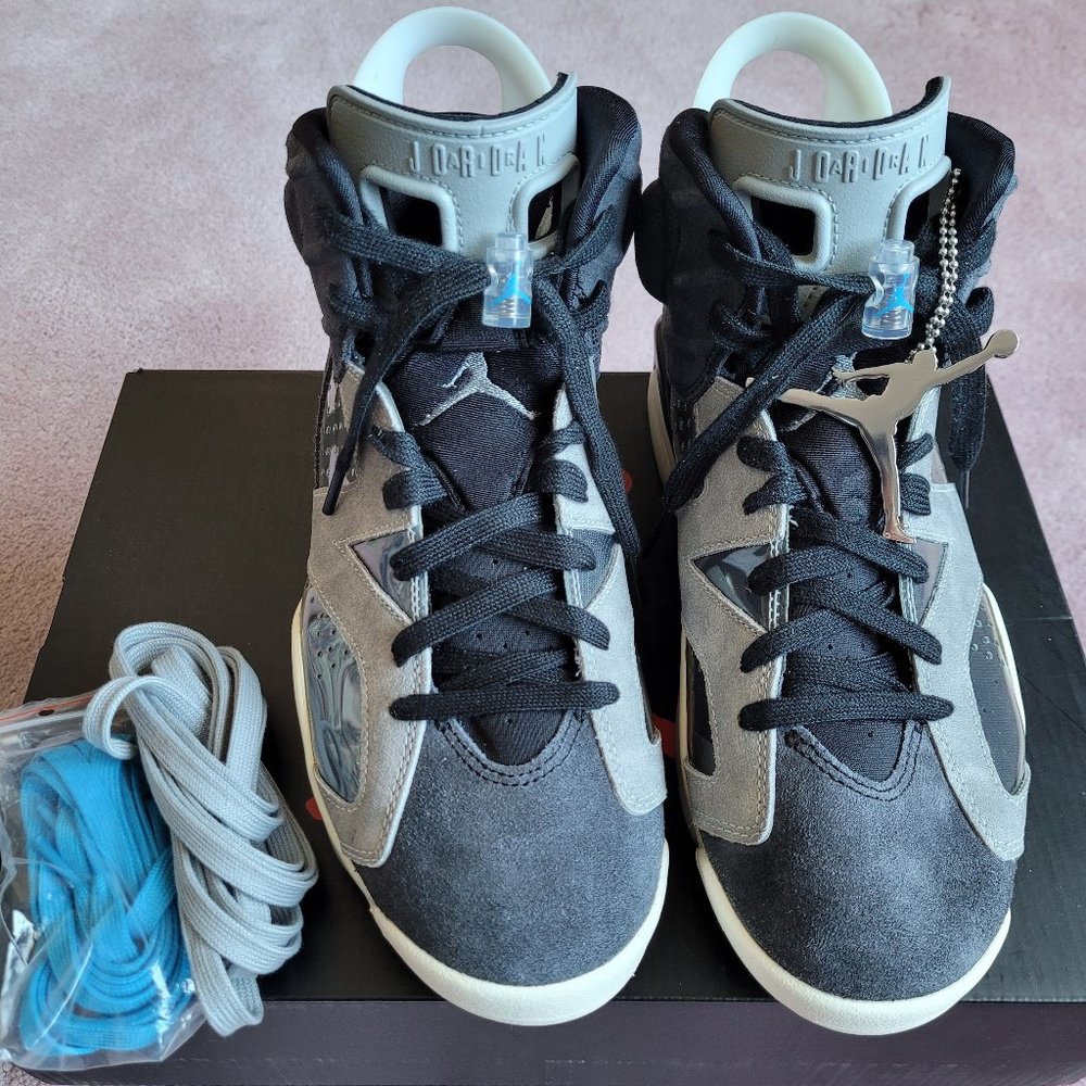 Air Jordan 6 Retro Black Chrome - Lt Smoke Grey CK6635-001 Womens Size 10 NIB